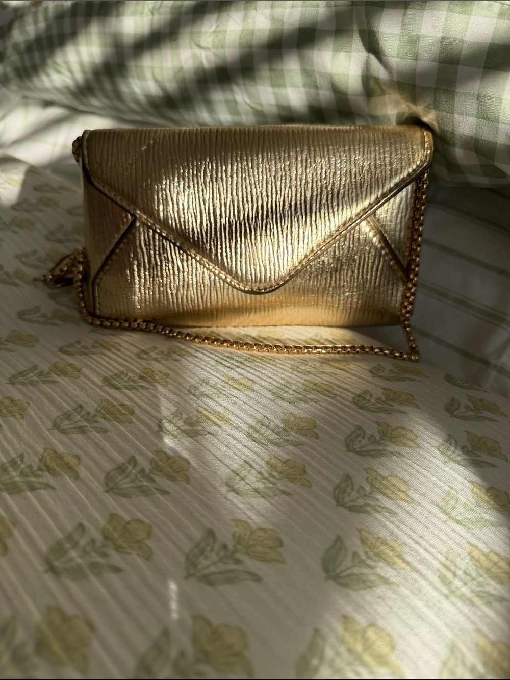 Women's Metallic gold Envelope Crossbody Bag - Gold from Zara